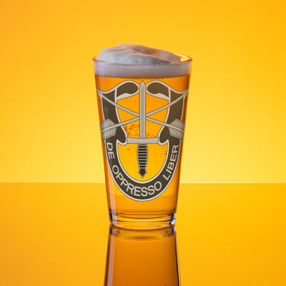 SF Crest Pint Glass